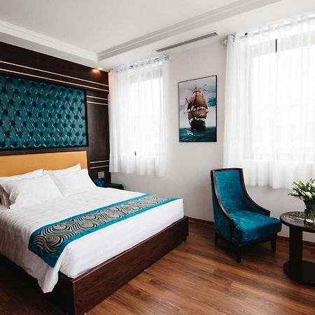 Paris Boutique Hotel Ha Long Exterior foto